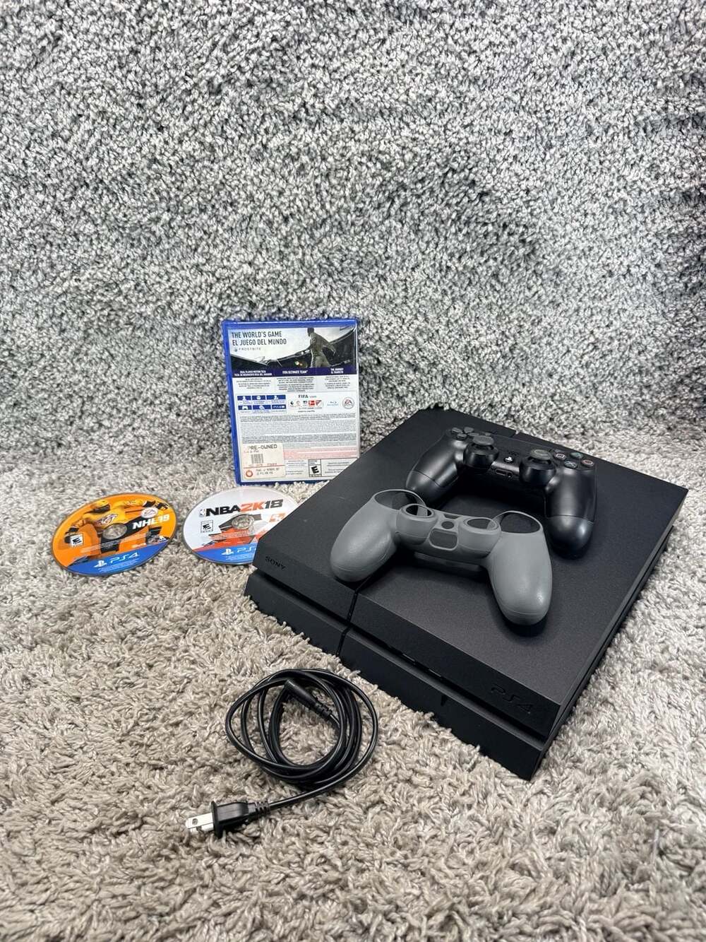 Sony PlayStation 4 PS4 500GB Console Bundle CUH-1215A with Controller and 3 Game